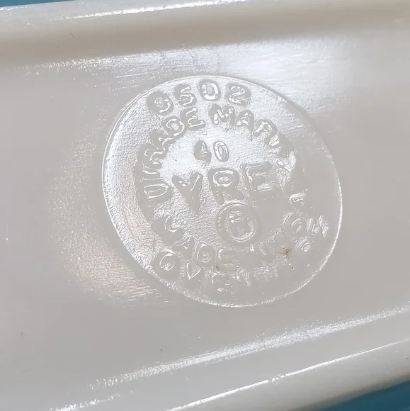 Pyrex Rectangular Dish - Picture 9 of 9